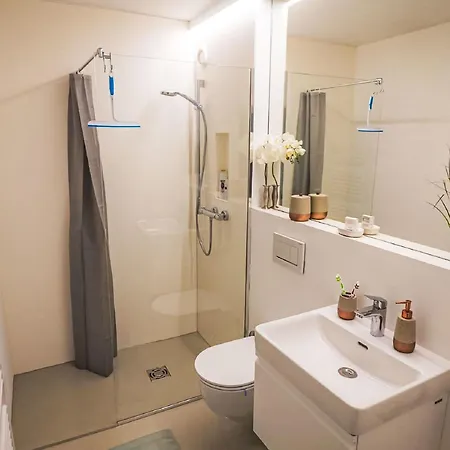 Seezugang & Ossiacher By Interhome Apartman Bodensdorf